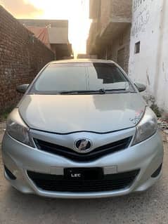 Toyota Vitz 2013