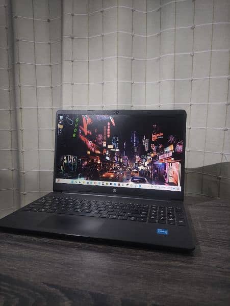 HP 15S-FQ5000NIA 12th Gen Core i3-1215U, 4GB DDR4, 256GB SSD,15.6" HD 10