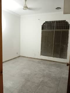 10 MARLA FULL HOUSE AVAILABLE FOR RENT IN DHA PHASE 3 BLOCK Z