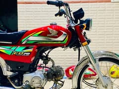 Honda CD70 2022