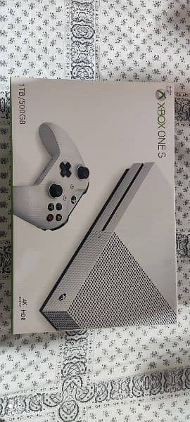 X Box One S 0