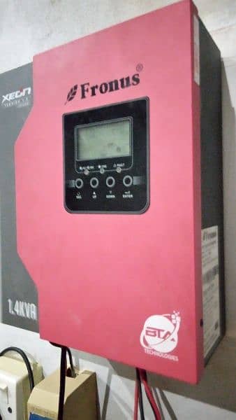 Xeon 1.4 KVA Fronus Solar Inverter with 50amp MPPT Solar charger 1