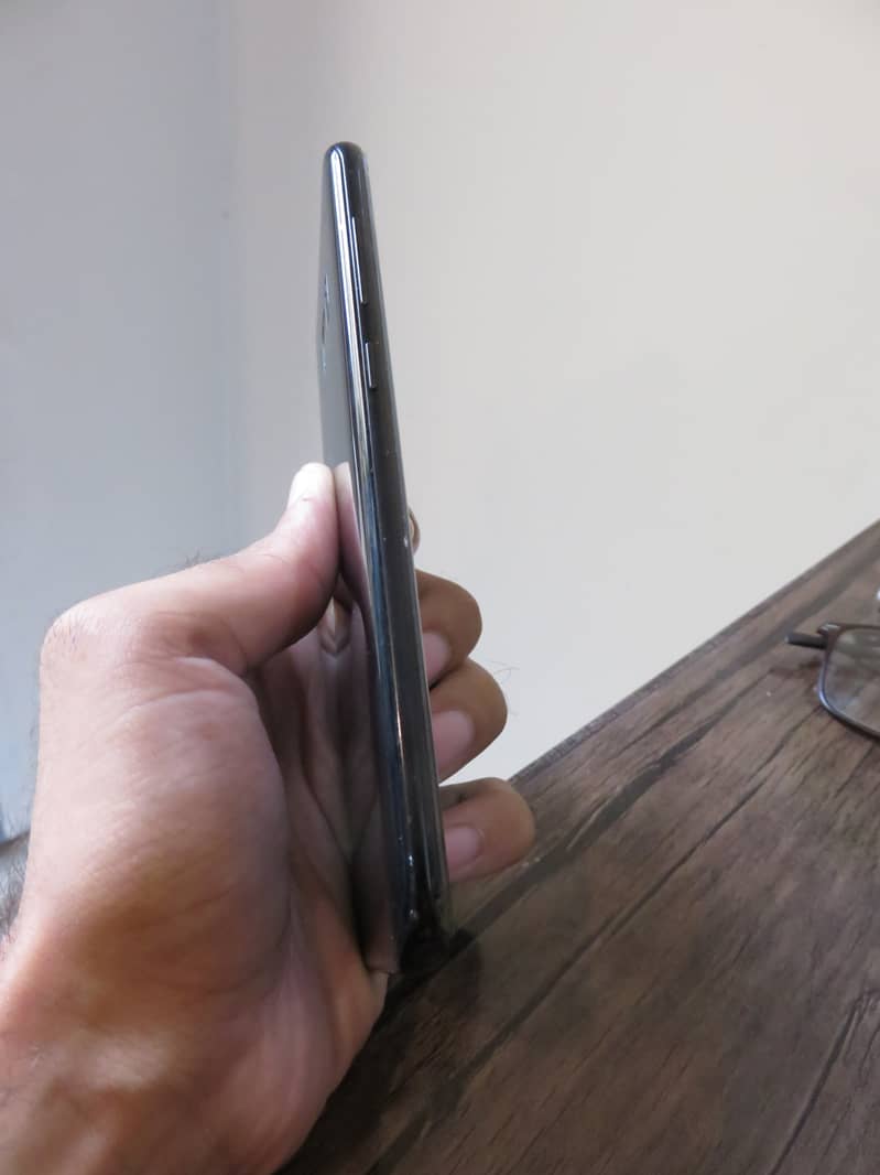 Samsung Galaxy S8+ Edge Good Condition 3