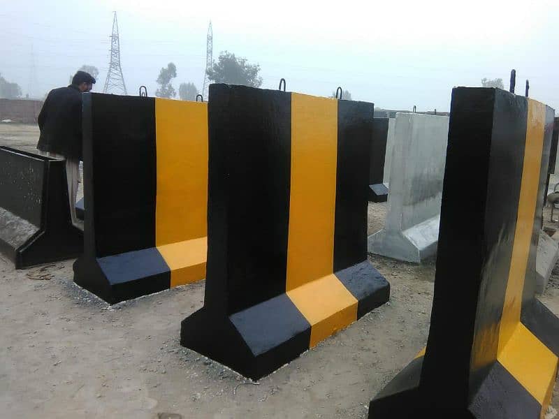 boundary wall jersey barrel road blockers 10