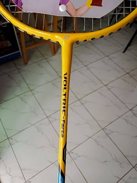 Yonex Voltric Force Badminton Rackets with Two Covers in New Condition 1