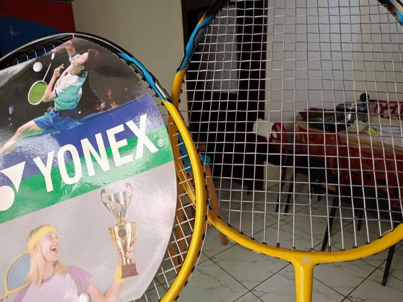 Yonex Voltric Force Badminton Rackets with Two Covers in New Condition 3