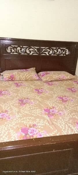 king size double bed with mattress 2