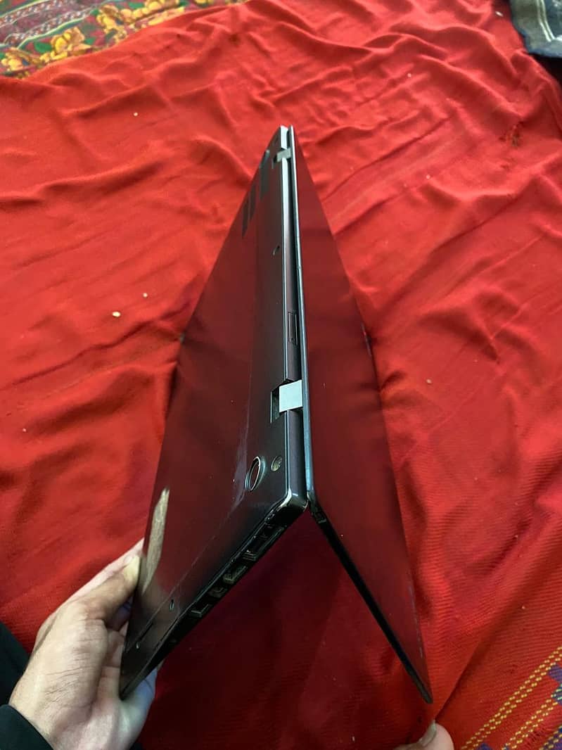 Lenovo X1 Carbon 5