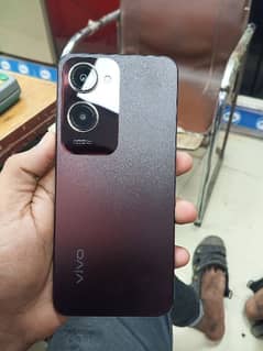 vivo y18 4+4-128 just box open 0