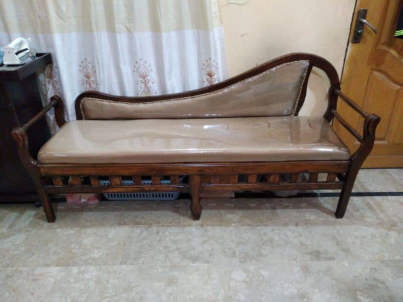 3 Seater Dewaan Sofa Sethi Wood 3