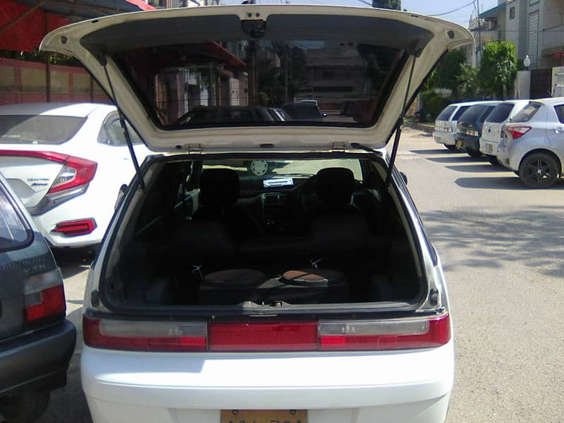 SUZUKI CULTUS VXR MODEL 2004 WHITE BEHTREEN CONDITION CALL 03401394443 18