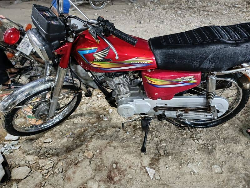 United 125cc (2019) 1