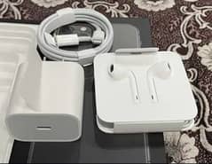 iphone Orignal Charger and headphones