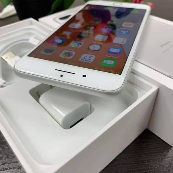 iphone 8 plus PTA approved for sale 0329=6520=893 1