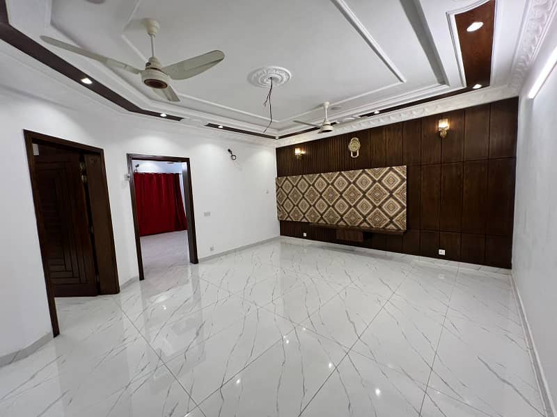 10 Marla Brand New Luxury 3 Bed Room Upper Portion Available For Rent In Hussain Block Sector C Bahria Town Lahore 6