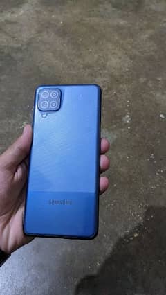 Samsung A12