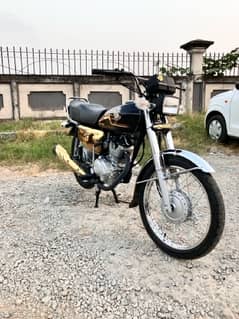 CG 125 se gold edition black