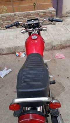 Honda 125 2015 available