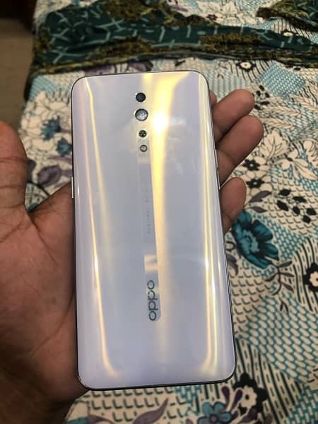 oppo rezo z 8/256gb condition 10/10 box available 6