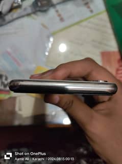 IPHONE X /9/10condition/WHITE / PTA