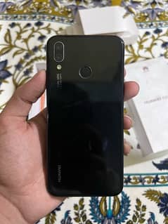 Huawei p 20 lite with Box