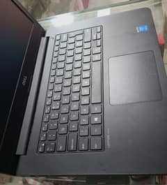 Dell 3450 Latitude - 4gb ram / 500gb HD