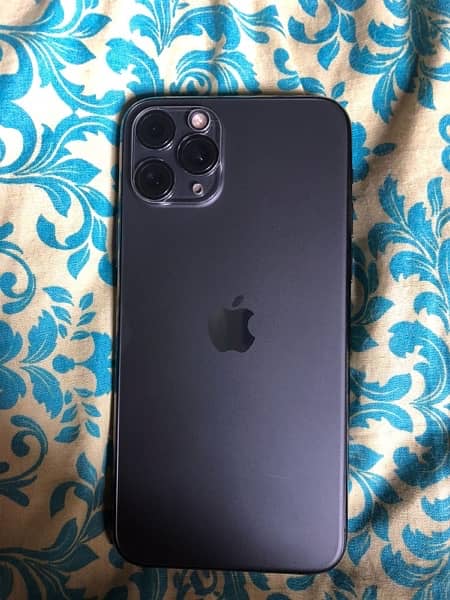 iphone 11 pro 4