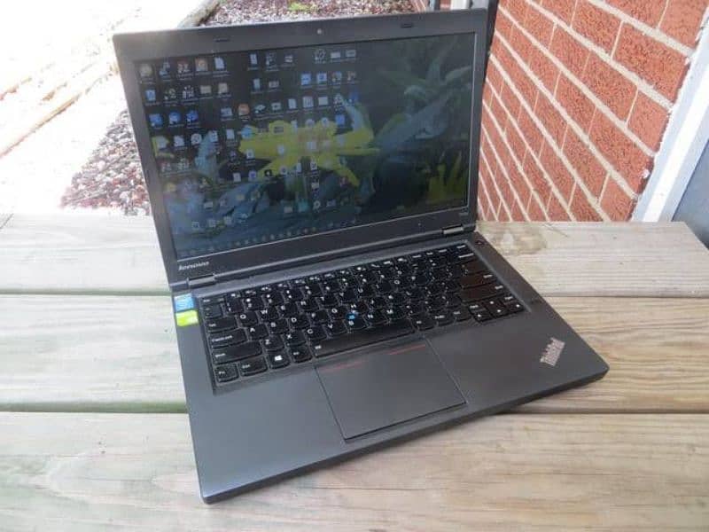 Lenovo i5 4th gen gaming laptop i3 i7 0