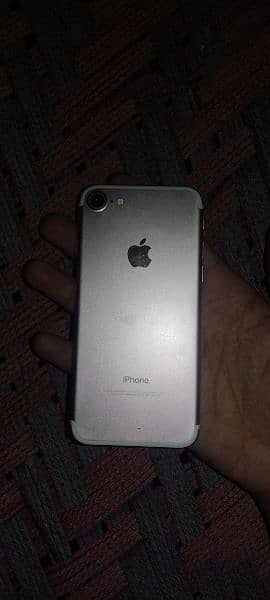 iPhone 7 0