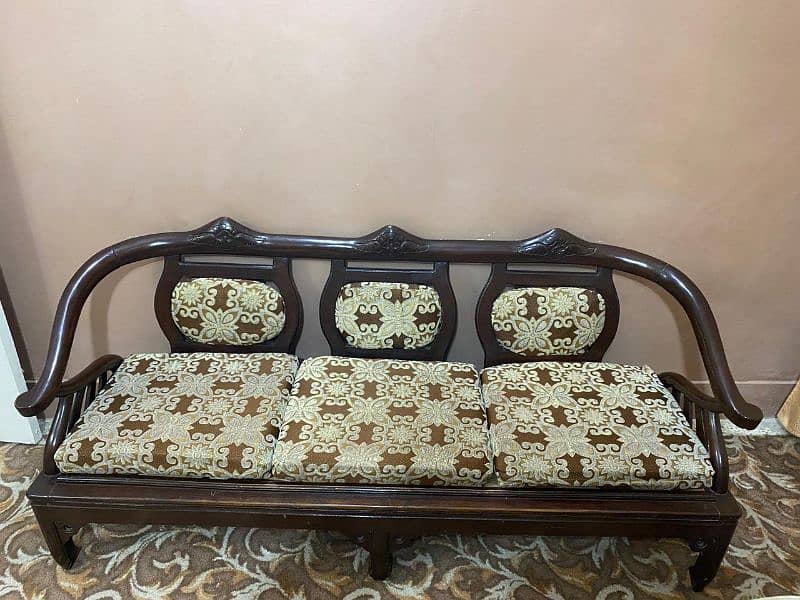 5 Seater Wooden Sofa Set 1