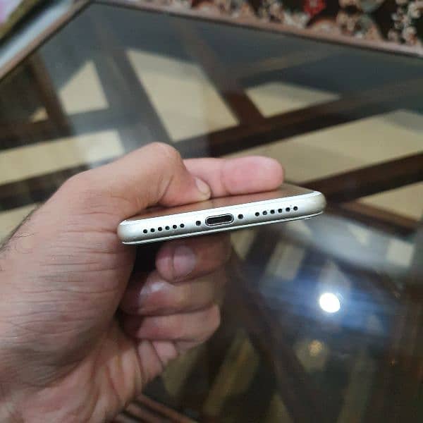 iphone 7 PTA aproved 128gb 4