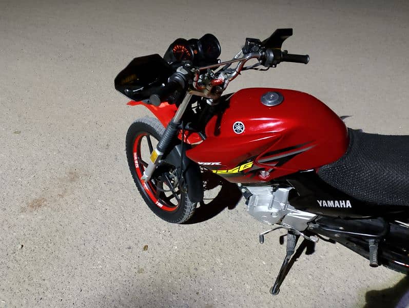 Yamaha ybr 125g 4