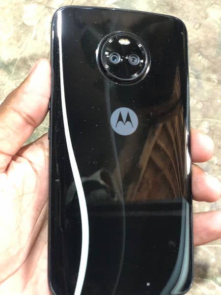 Moto x4 ram 4 stroage 64 all ok good condition bass 2 dot ha 1