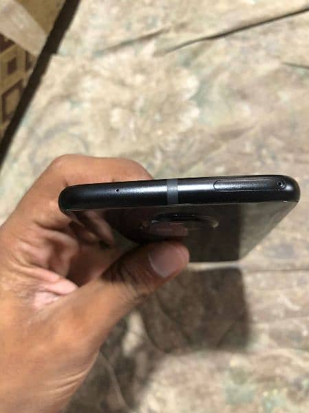 Moto x4 ram 4 stroage 64 all ok good condition bass 2 dot ha 2