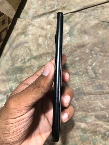 Moto x4 ram 4 stroage 64 all ok good condition bass 2 dot ha 5