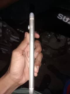 iphone XR in white color with charger and without box 0