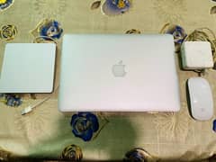 Macbook