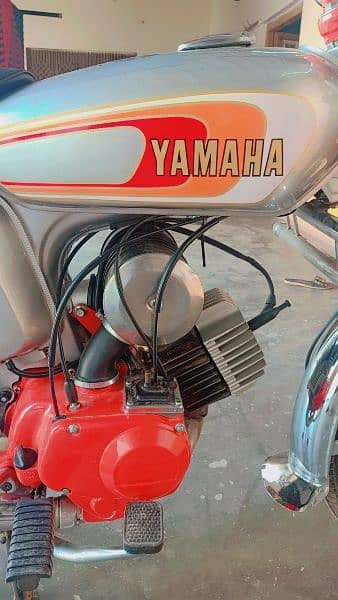 Yamaha yb100 royale 1