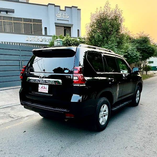 Toyota Prado  TX L Package 2019 3