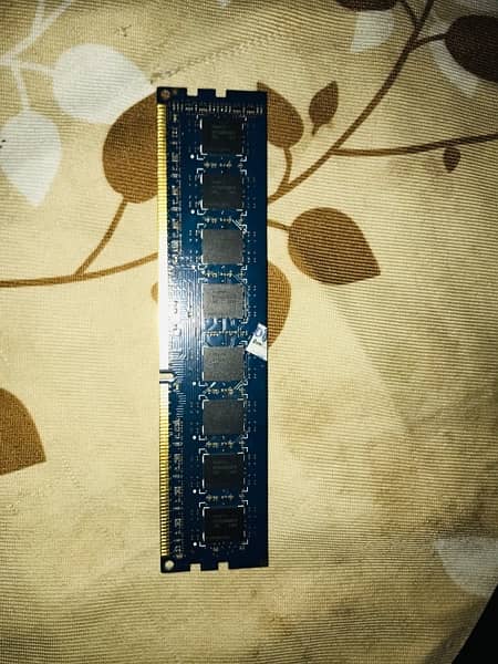 4 gb Ram ddr3 used 1