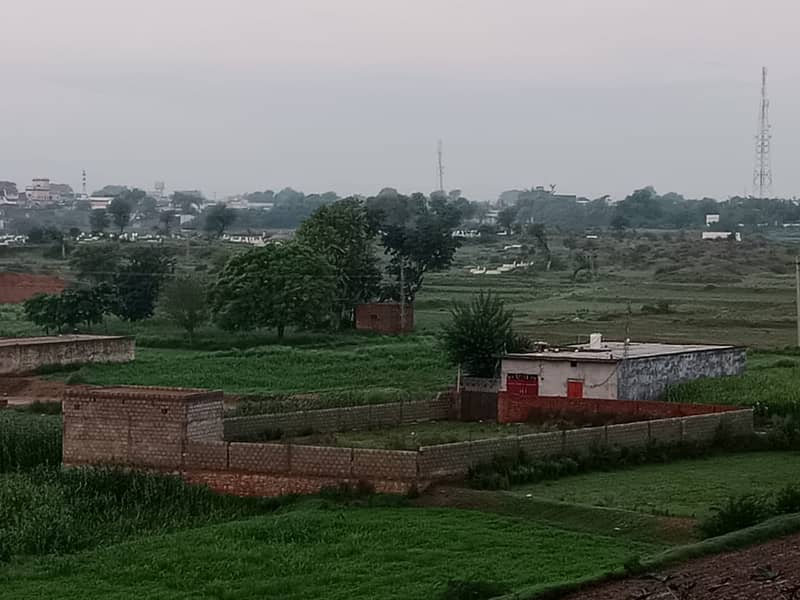 27 Marla plot with bounday for sale in Bhalla Village 1