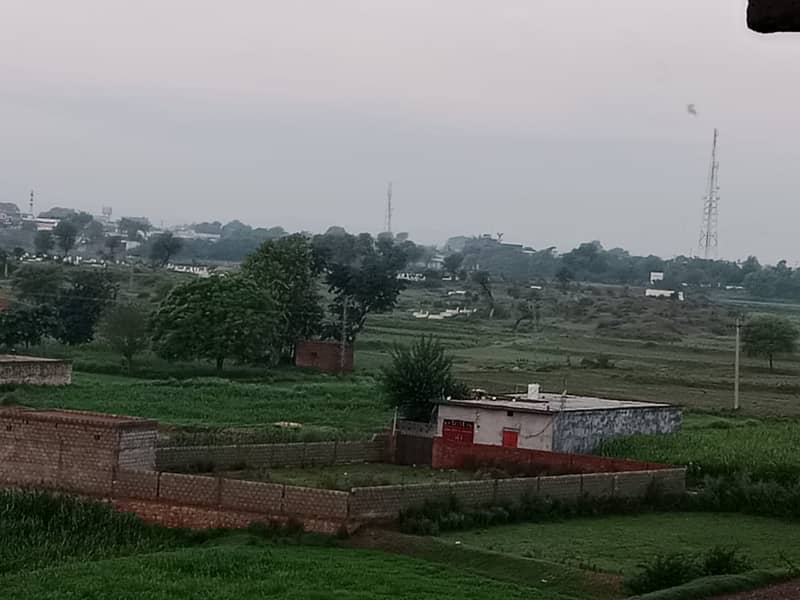 27 Marla plot with bounday for sale in Bhalla Village 2