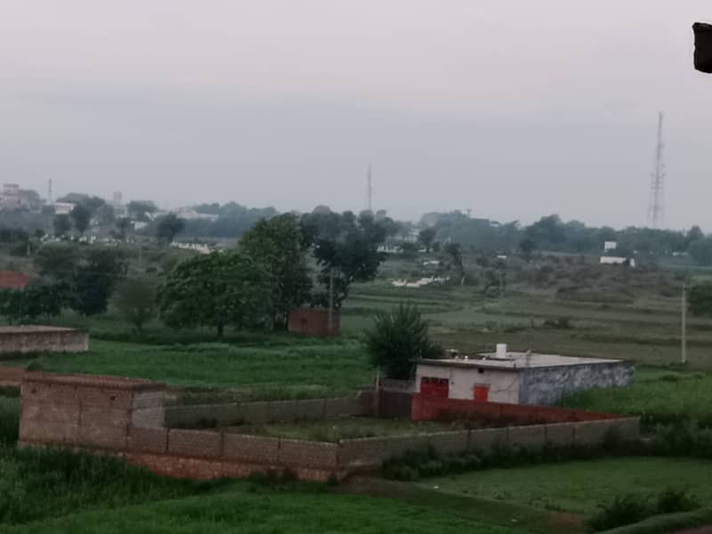 27 Marla plot with bounday for sale in Bhalla Village 3