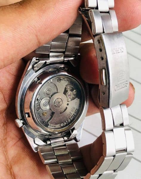 Seiko 5 automatic 21 jewels clear back (read add) 1