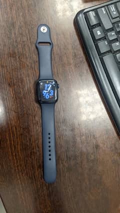 Apple smart watch Series 6 full box and charger