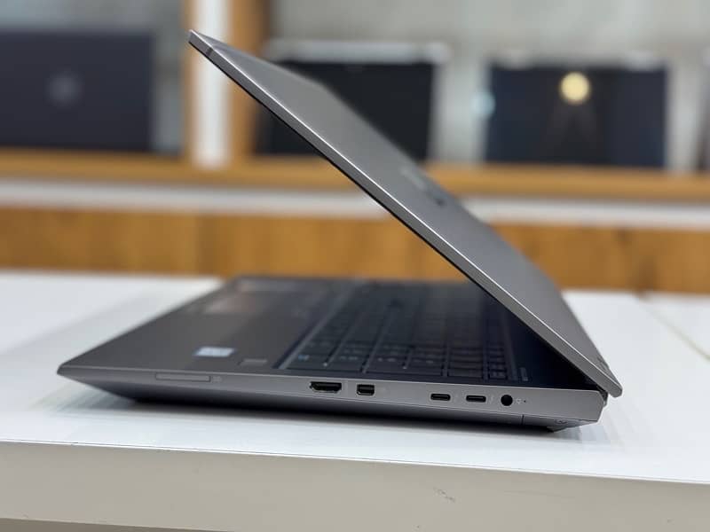 HP ZBOOK FURY 15 G7 INTEL XEON  64GB RAM 1TB SSD 4