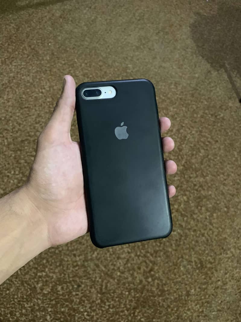 I Phone 7 Plus (128 GB) PTA Approved 10