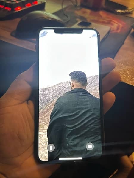 iPhone 11 pro max 256gb non pta 5