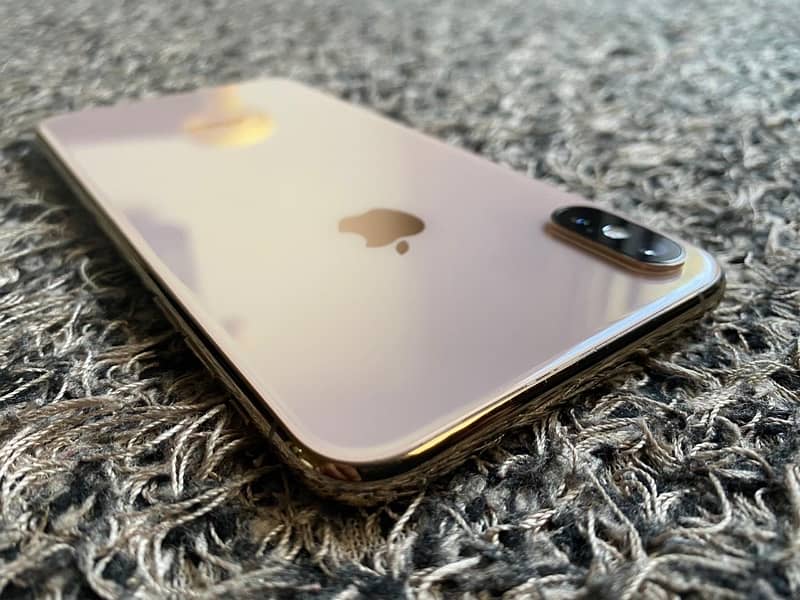 JUST LIKE NEW iPhone XS MAX 256gb Gold Complete Box Non PTA Sim Time 2