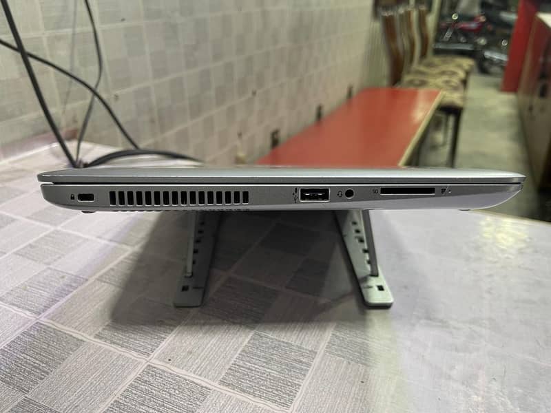 HP ProBook 430 G4 (0322-8832611) 8